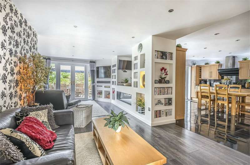 4 Bedroom Detached House For Sale In Watchetts Drive, Camberley, Surrey