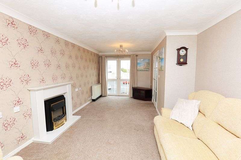 2 Bedroom Property For Sale In Clarence Court, Morecambe, LA4
