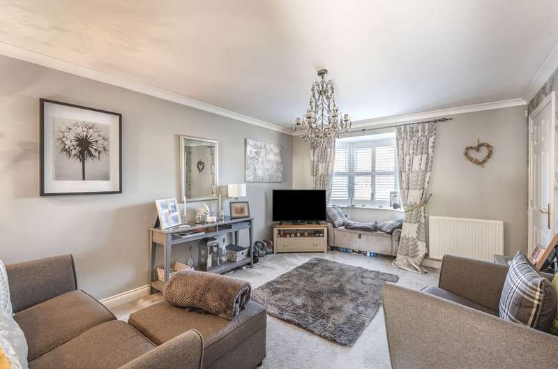 3 Bedroom House For Sale In Canberra Road, Wroughton, Swindon, SN4