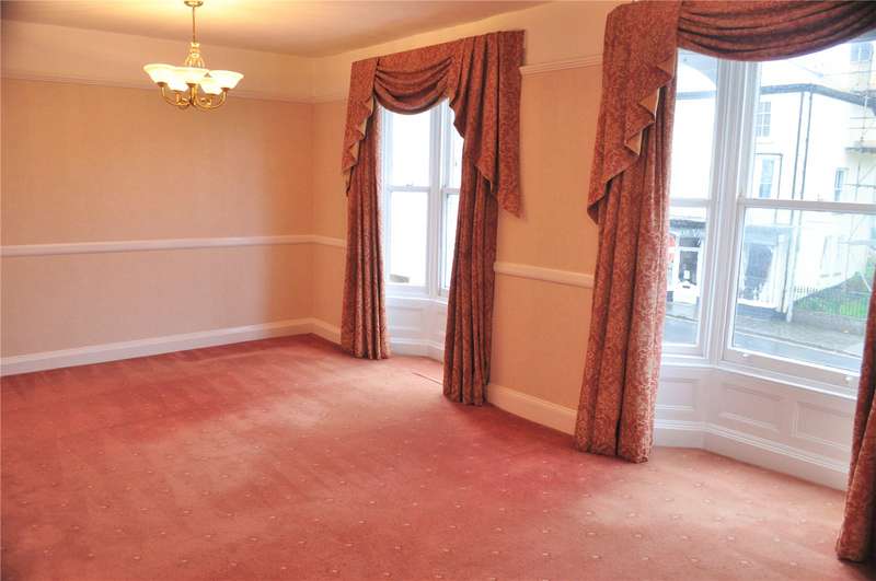 2 Bedroom Apartment To Rent In East Street, South Molton, EX36