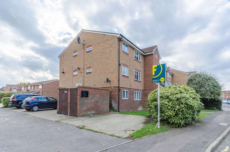 1 Bedroom Flat For Sale In Express Drive, Goodmayes, IG3