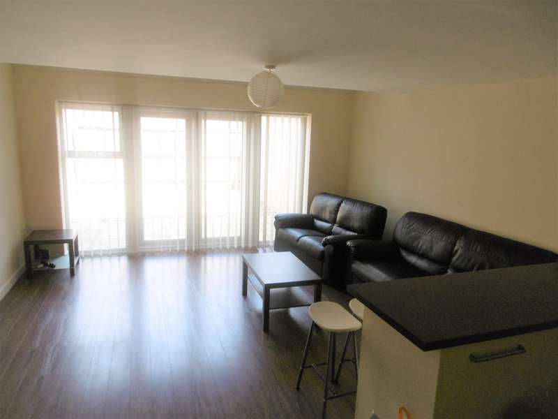 4 Bedroom House To Rent In Eastleigh Road, Off Narborough Road, Leicester, LE3