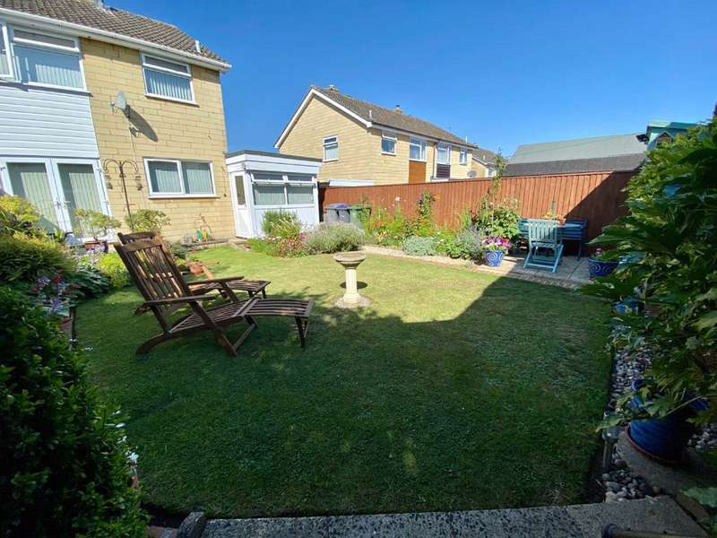 3 Bedroom Semi Detached Under Offer In Berkeley Road, Trowbridge
