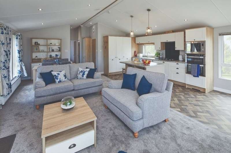 3 Bedroom Lodge Character Property For Sale In Malvern View, Worcestershire, WR6