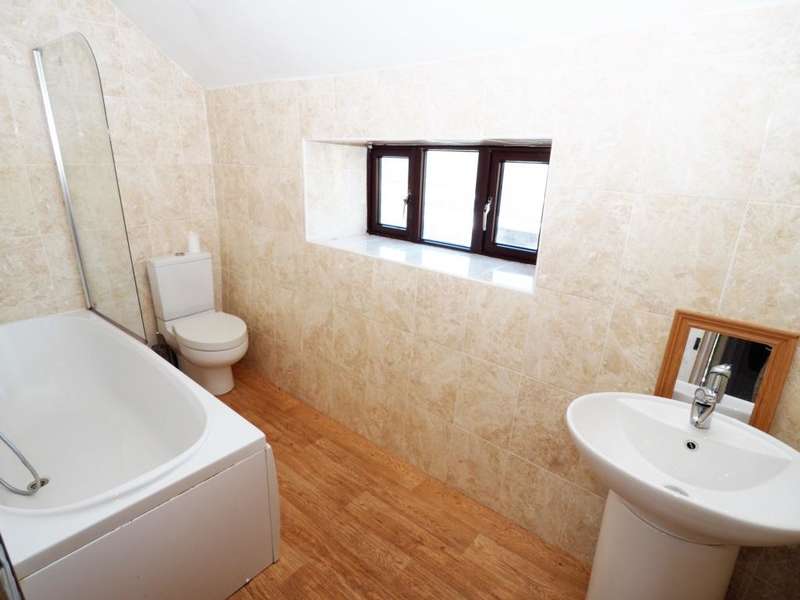 3 Bedroom Cottage To Rent In Highgate Road, Hayfield, SK22