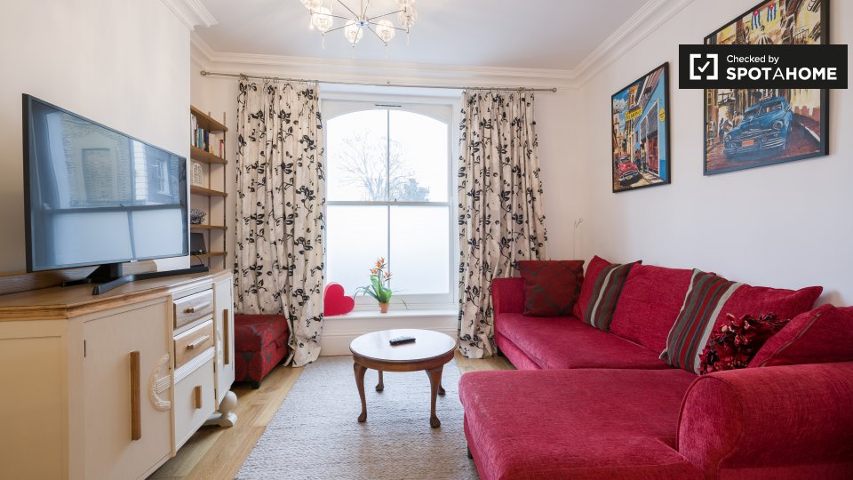2 Bedroom Flat To Rent In Arundel Square, London N7 8AP, UK, N7