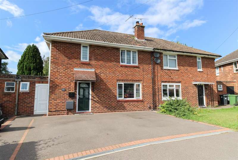 3 Bedroom SemiDetached House For Sale In Edmondscote Road, Leamington
