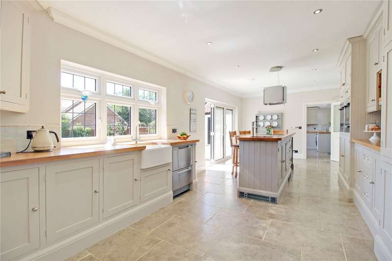 5 Bedroom Detached Property For Sale In Elm Tree Road, Lowestoft, NR33