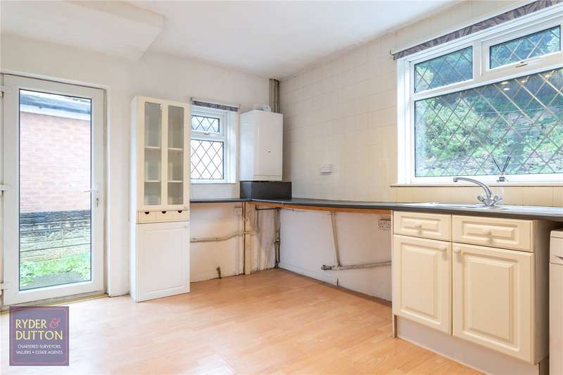 2 Bedroom End Of Terrace For Sale In Harrow Avenue, Oldham, OL8