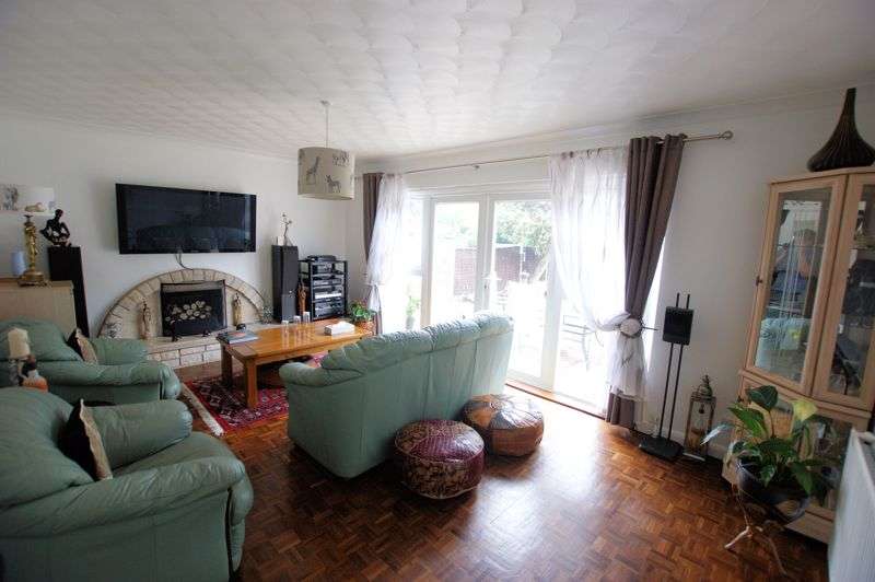 5 Bedroom Property For Sale In The Ridgeway, Fareham, PO16