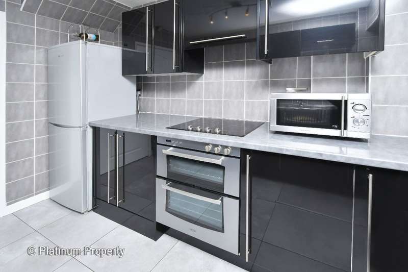 3 Bedroom Detached House For Sale In Defoe Drive, Parkhall, Stokeon