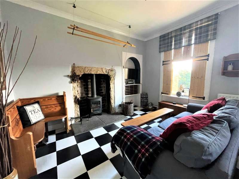 2 Bedroom Flat To Rent In Well Street, West Kilbride, North Ayrshire, KA23