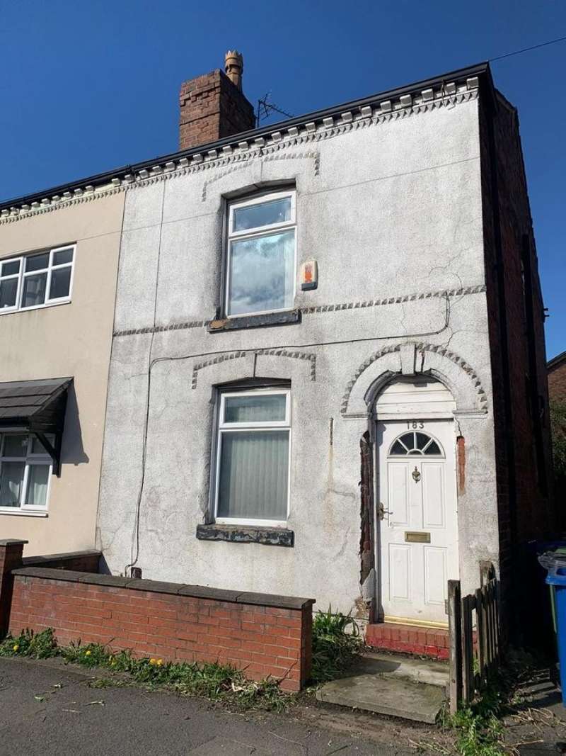 2 Bedroom End Of Terrace House For Sale In 183 Wigan Lower Road