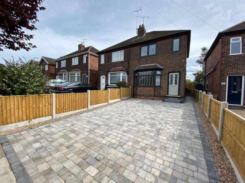 2 Bedroom SemiDetached House For Sale In The Crescent, Stapleford