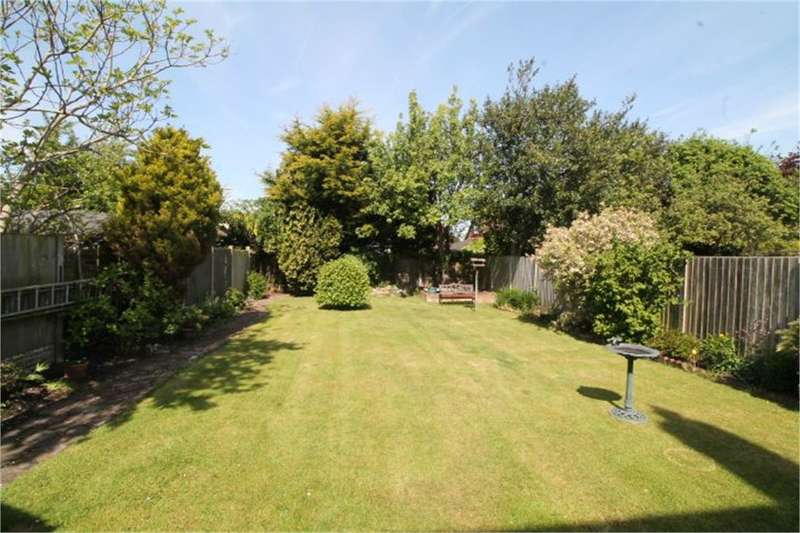 4 Bedroom Semi Detached House For Sale In Park View, Thornton