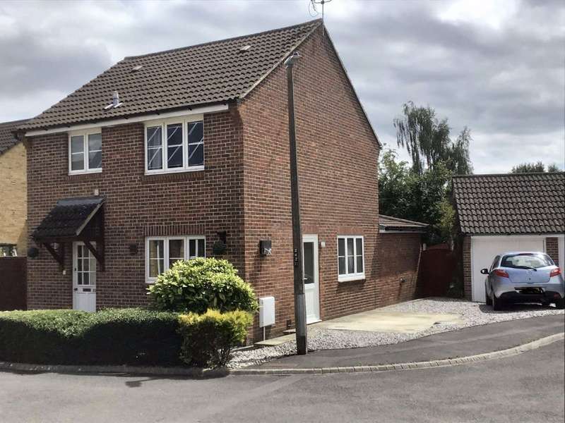 3 Bedroom Detached House For Sale In Ramsbury Walk, Trowbridge