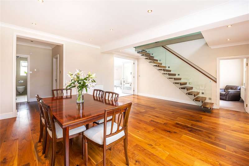 5 Bedroom Detached Property For Sale In Raleigh Way, Feltham, TW13