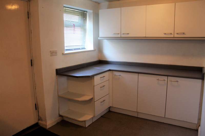 2 Bedroom Property For Sale In Clayton Road, Lidget Green, BD7