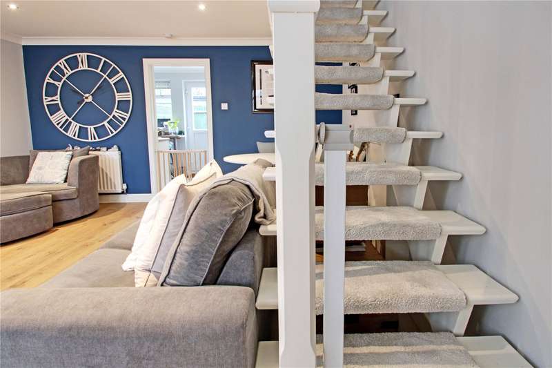 2 Bedroom Terraced To Rent In Hillside Gardens, Addlestone, Surrey, KT15