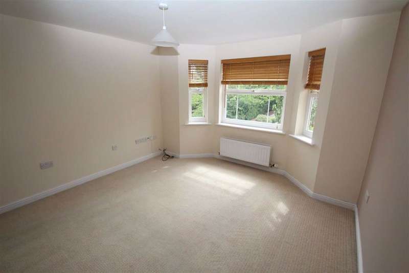 2 Bedroom Flat For Sale In Kentmere Road, Timperley, WA15
