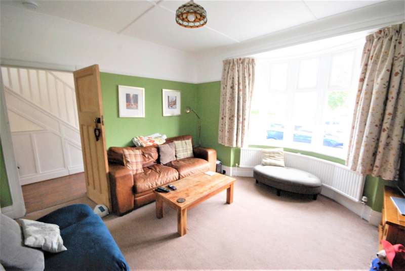 5 Bedroom Semi Detached House For Sale In York Avenue, Jarrow, NE32
