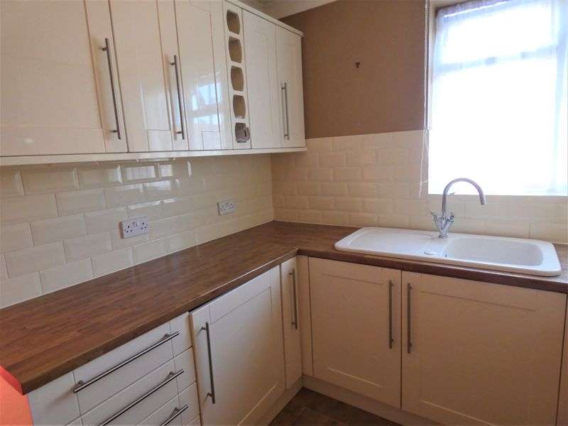 3 Bedroom Maisonette Flat To Rent In Alfriston Gardens Sholing Southampton SO19