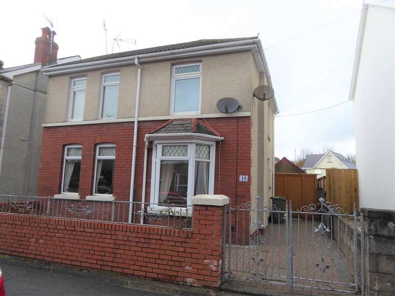 3 Bedroom Detached House For Sale In Bryn Road, Tondu, Bridgend
