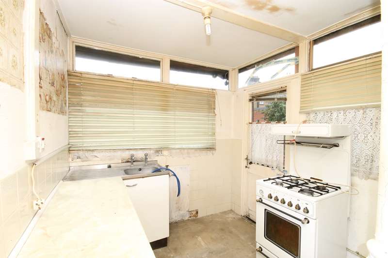 3 Bedroom Property For Sale In Kingsbridge Crescent, Southall, UB1