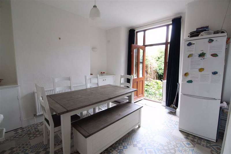 4 Bedroom Semi Detached House For Sale In Darley Road, Old Trafford, M16