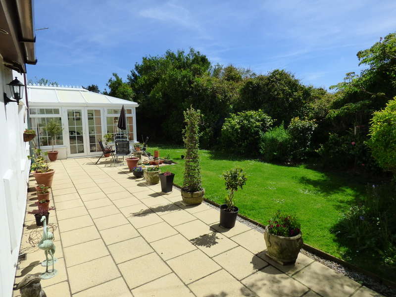 3 Bedroom House For Sale In Three Burrows,blackwater, Truro, TR4