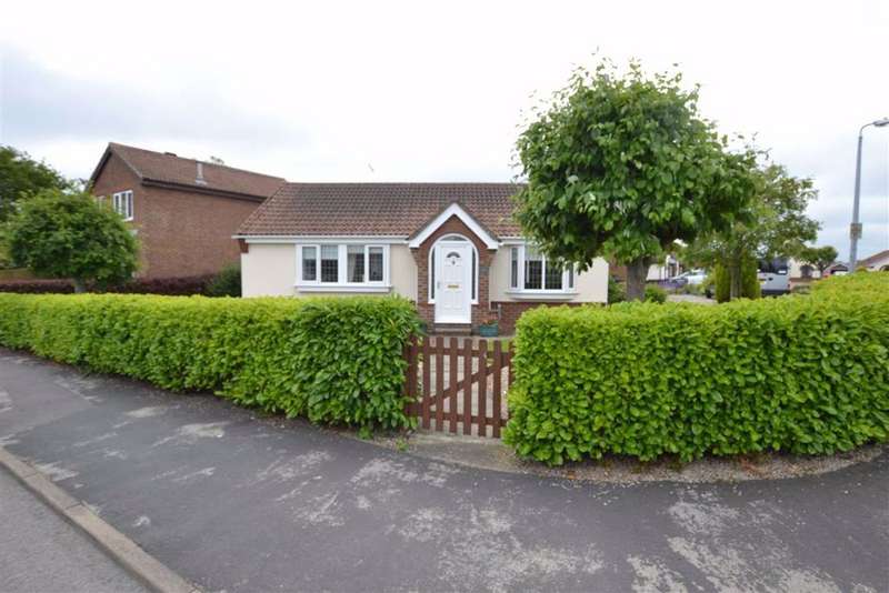 2 Bedroom Detached Bungalow For Sale In Pinfold Lane, Bridlington, YO16