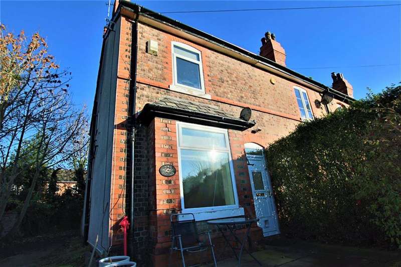 2 Bedroom End Of Terrace House To Rent In Knutsford View, Hale Barns, WA15