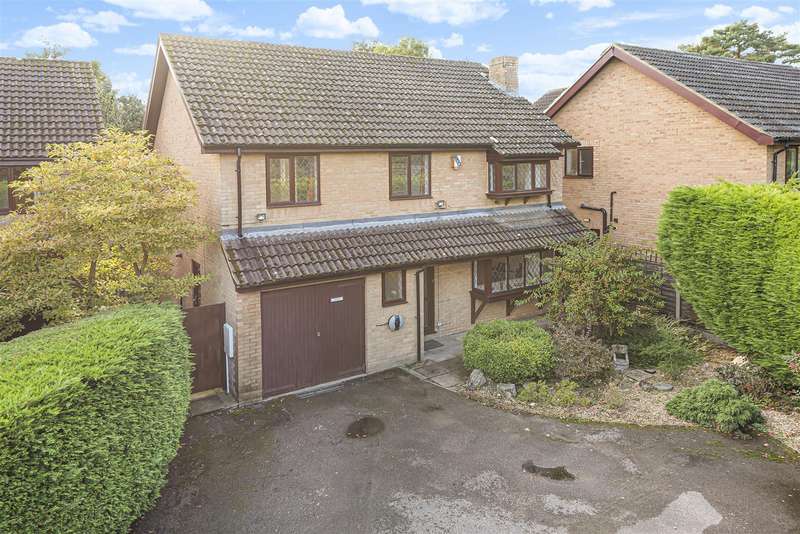 4 Bedroom Detached House For Sale In Gorse Ride North, Finchampstead