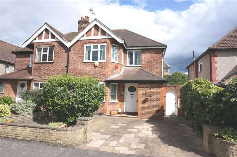 3 Bedroom SemiDetached House For Sale In Eversley Crescent, Isleworth, TW7