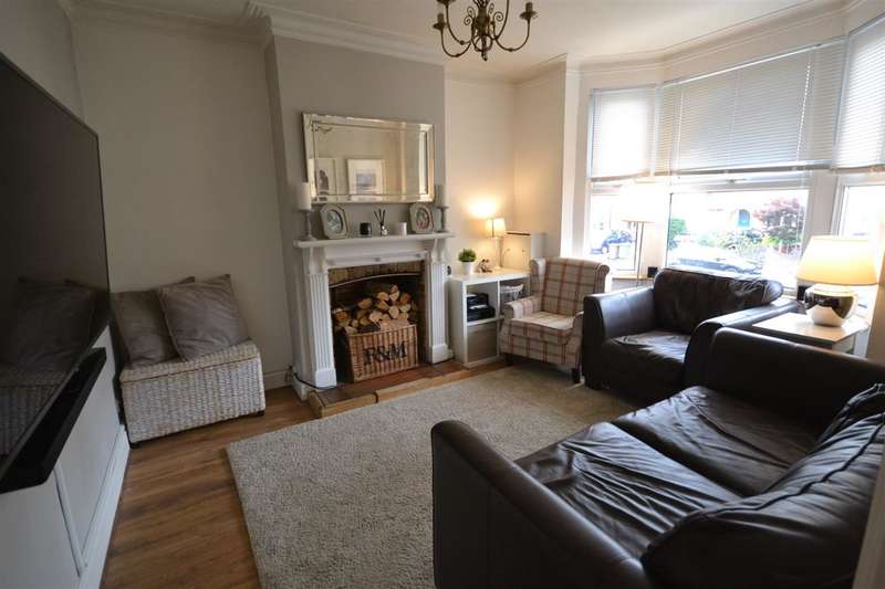 3 Bedroom Terraced House For Sale In Rectory Road, Little Thurrock, RM17