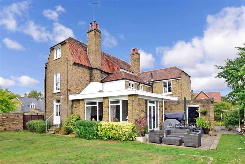 6 Bedroom Unique Property For Sale In The Street, , Horton Kirby, Kent, DA4