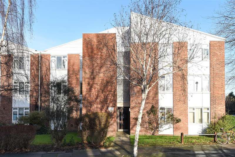 1 Bedroom Apartment To Rent In Lambert Avenue, Richmond, TW9