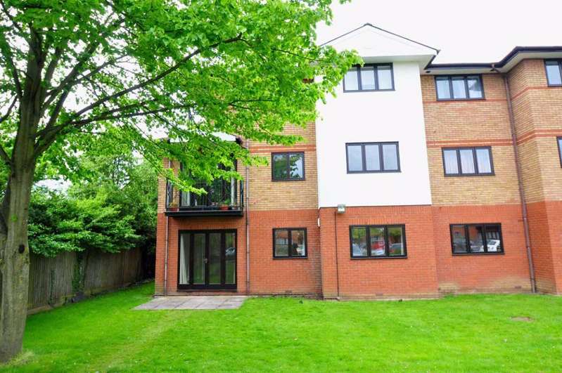 2 Bedroom Apartment To Rent In Ludlow Road, Maidenhead, SL6