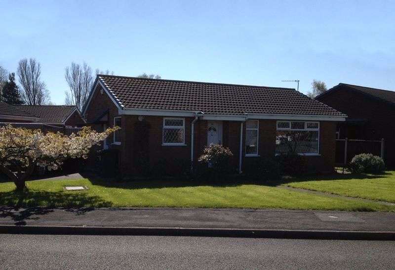 2 Bedroom Property For Sale In Oaklea, Kinmel Bay, LL18