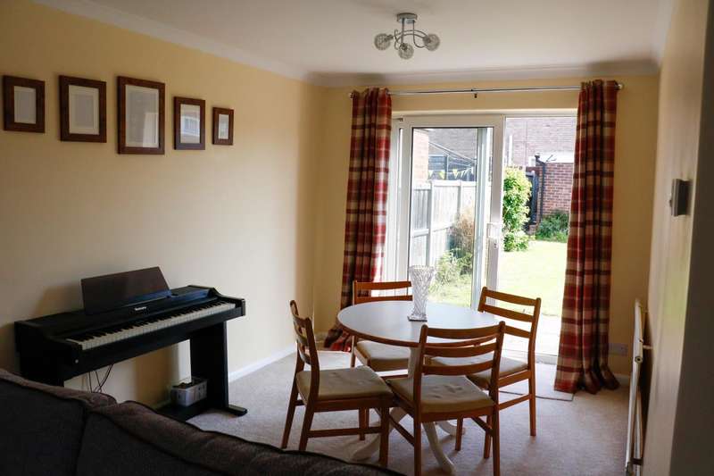 3 Bedroom Semi Detached To Rent In Hythe Grove, Brightlingsea