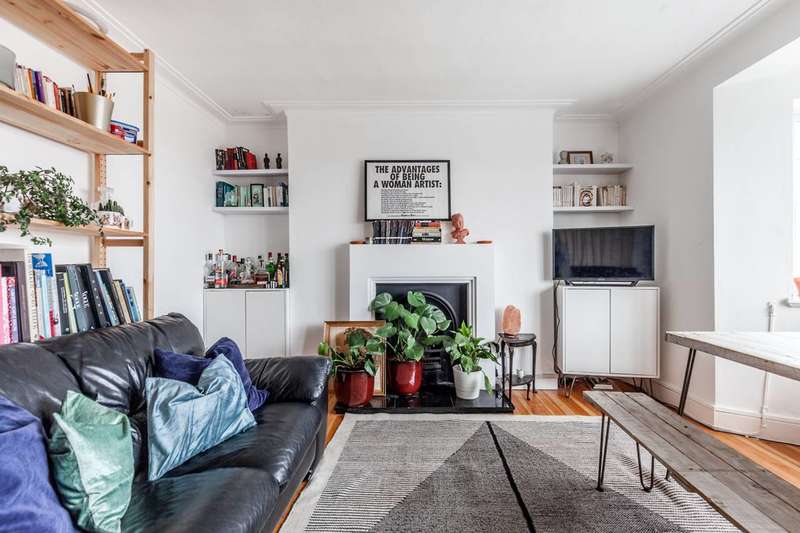 4 Bedroom Flat To Rent In Leigham Hall, Streatham Hill, SW16