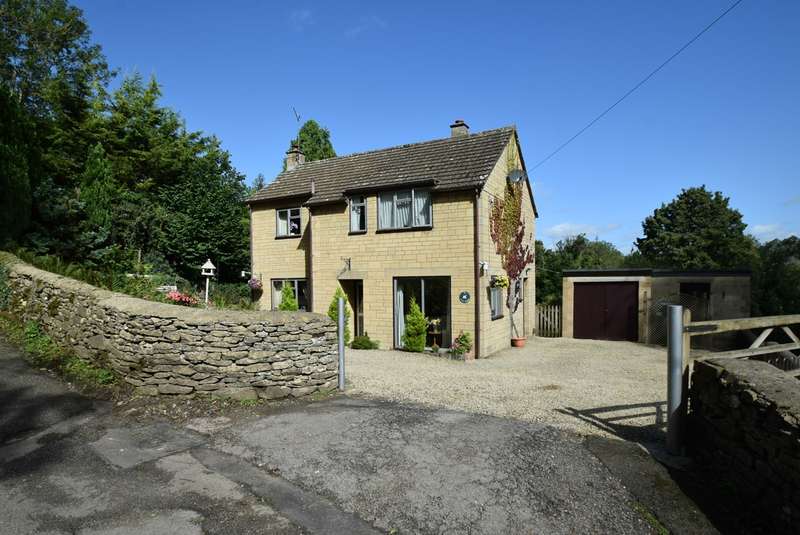 4 Bedroom Detached House For Sale In Point Road, Avening, Tetbury, GL8