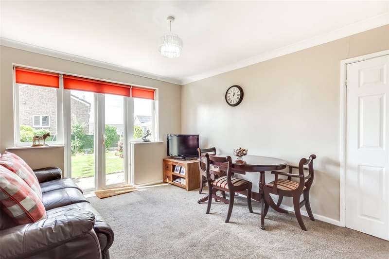 3 Bedroom Semi Detached Bungalow For Sale In White Lee Road, Batley