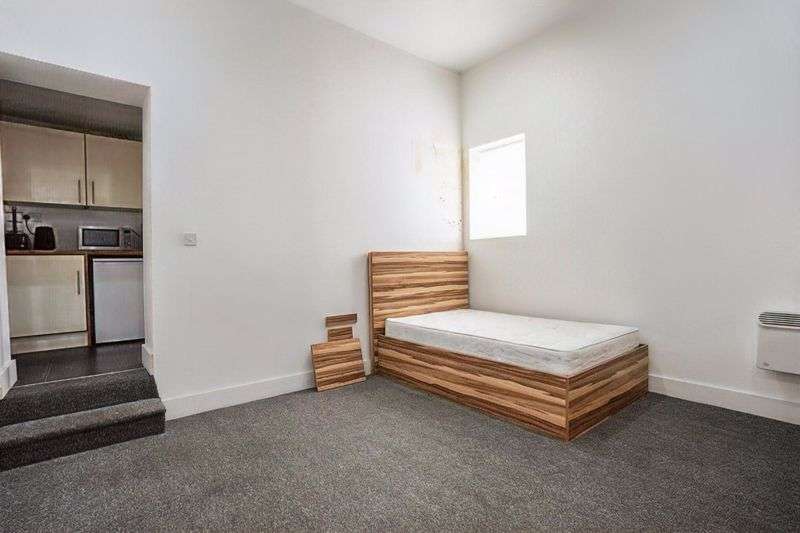 1 Bedroom Property For Sale In ** Potential Of Over 11 Yield ** Earle