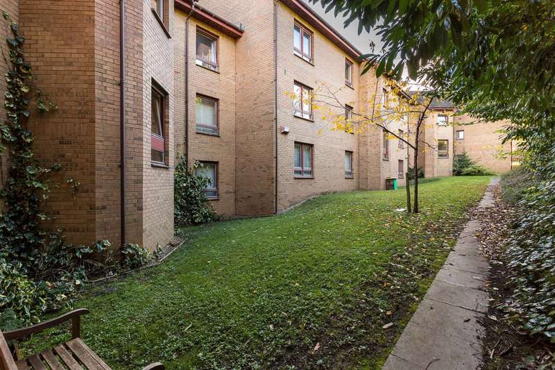 2 Bedroom Ground Flat For Sale In Abercorn Street, Dundee, DD4