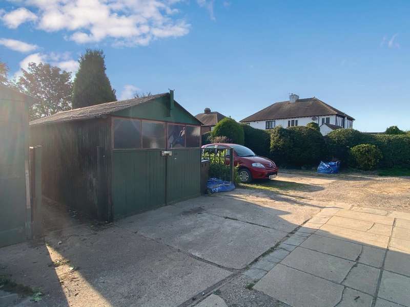 3 Bedroom Terraced For Sale In Scalby Road, Scarborough, YO12