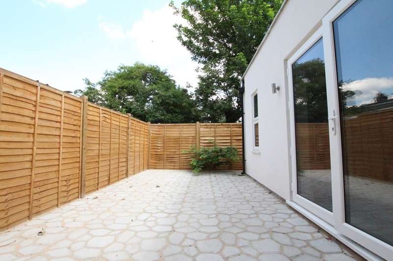 2 Bedroom Ground Flat To Rent In Baronet Grove, London, N17