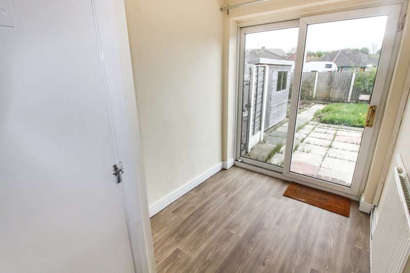 2 Bedroom Bungalow To Rent In Halton Gardens, Blackpool, FY4