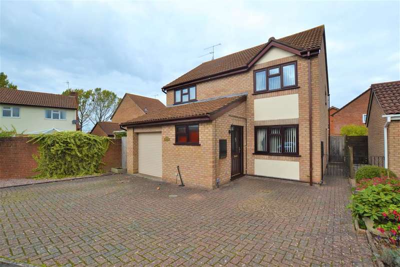4 Bedroom Detached House For Sale In Rothleigh, Up Hatherley