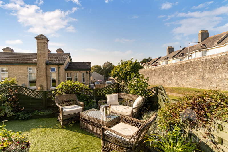 2 Bedroom Cottage House For Sale In Constance Cottage, Constance Place